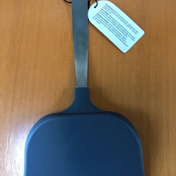 Wilton Big Spatula - Picture 2 of 2
